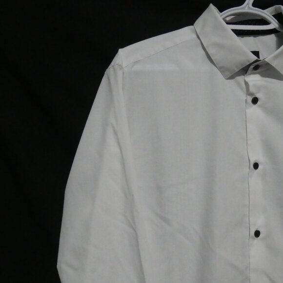 H&M | large | Slim Fit | White Long Sleeve Dress Shirt | Black Buttons - Picture 3 of 14